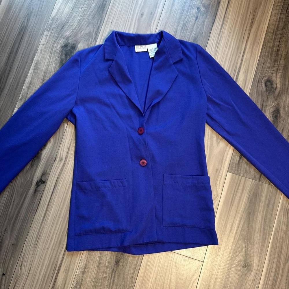 Liz Baker Essentials purple and blue blazer in a size 6